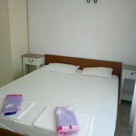 ホテル Rony ネセバル